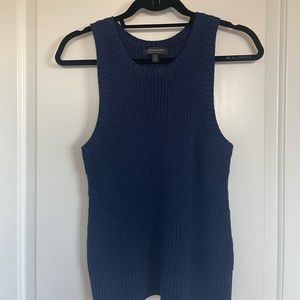 Banana Republic / Navy simple summer sweater - Never been worn.